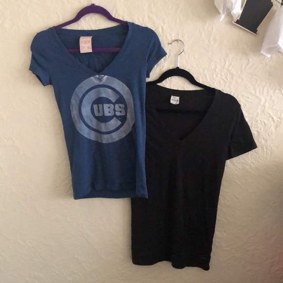Victoria’s Secret Pink MLB Chicago Cubs Blue Black V-Neck T-Shirt Lot Bundle XS - Picture 1 of 13